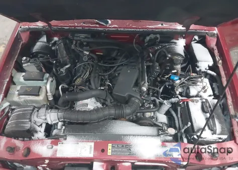 2002 Ford Ranger Edge/Tremor/Xl/Xlt from USA, damaged, VIN 1FTYR14V22PB53901